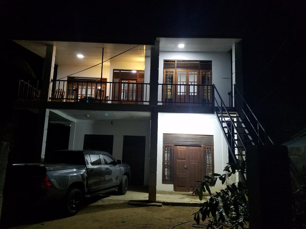 Yashumi Homestay Дамбула Екстериор снимка