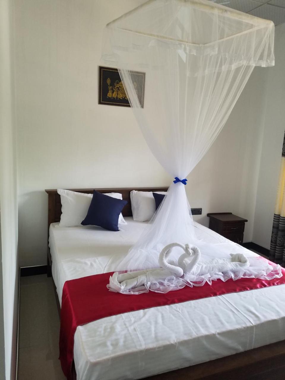 Yashumi Homestay Дамбула Екстериор снимка